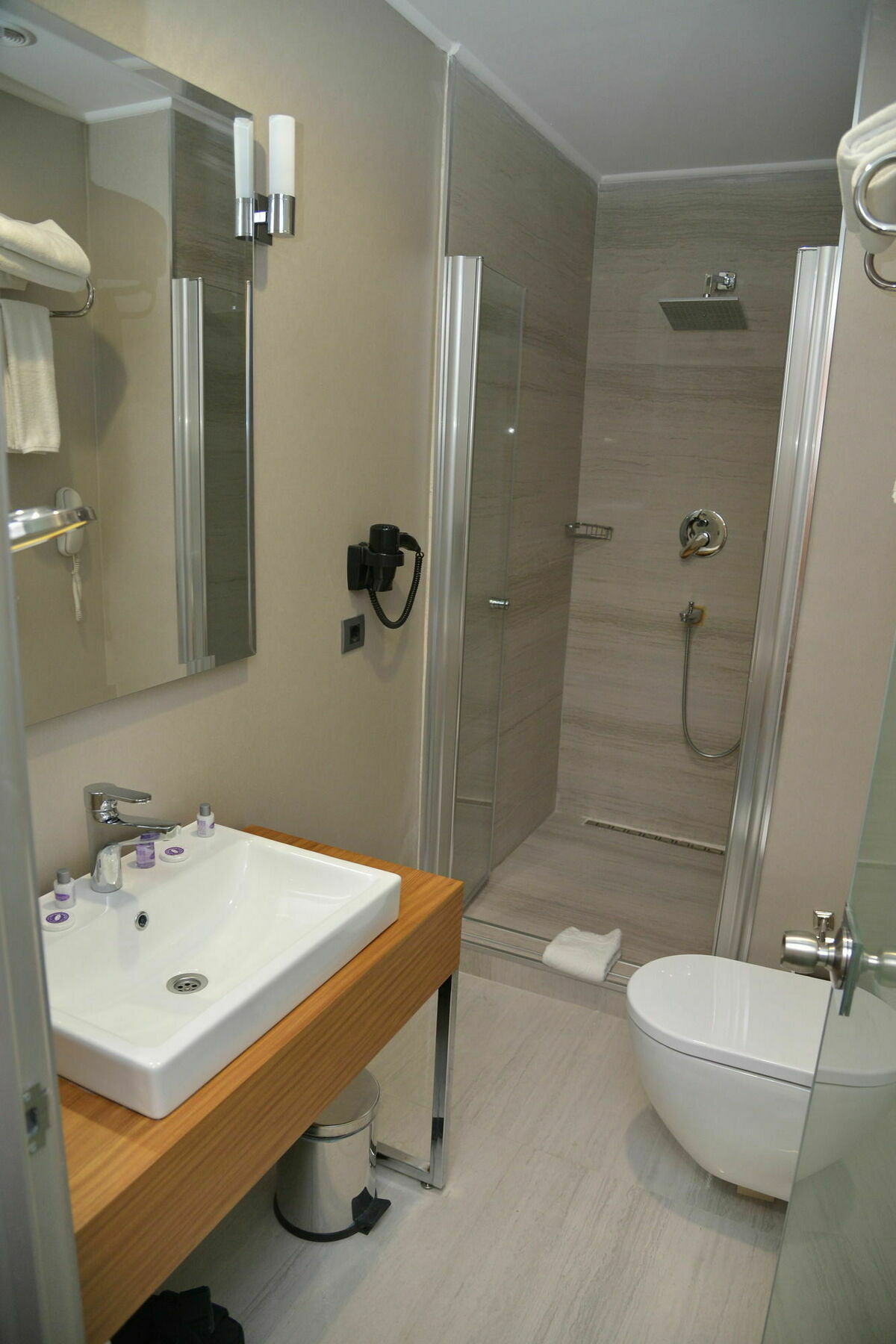 איסטמבול Discovery Hotel מראה חיצוני תמונה