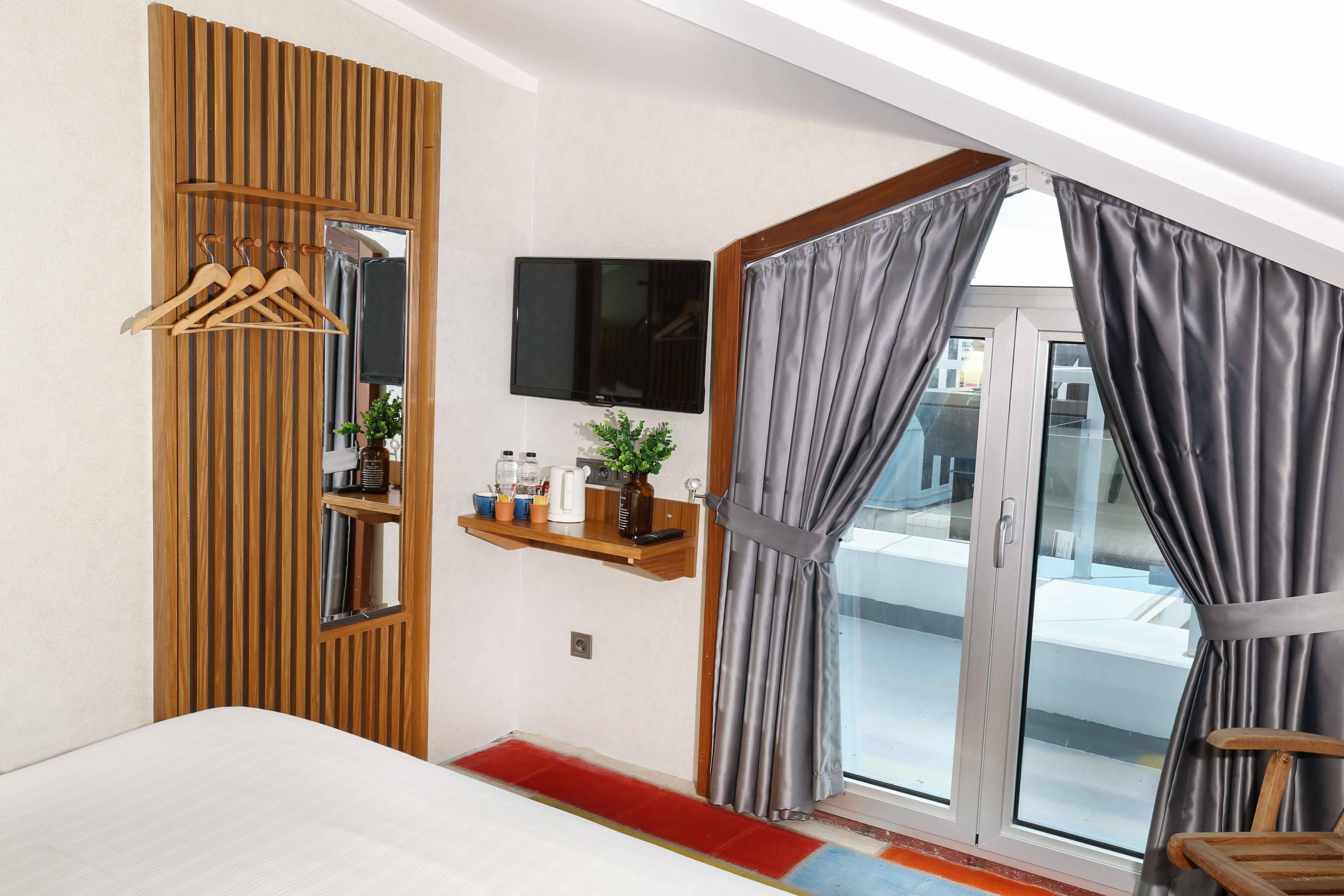 איסטמבול Discovery Hotel מראה חיצוני תמונה